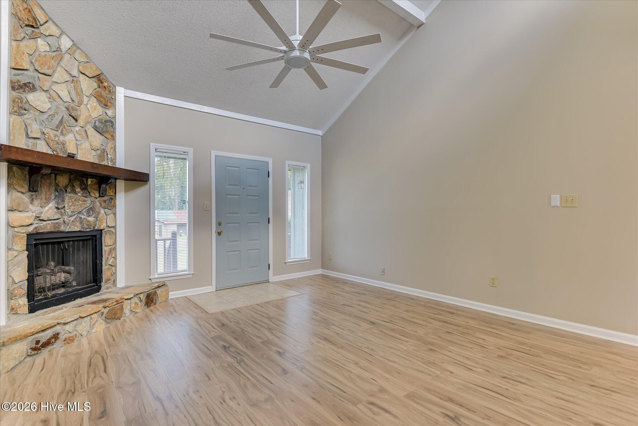 353 Stagecoach Way Property Photo 6