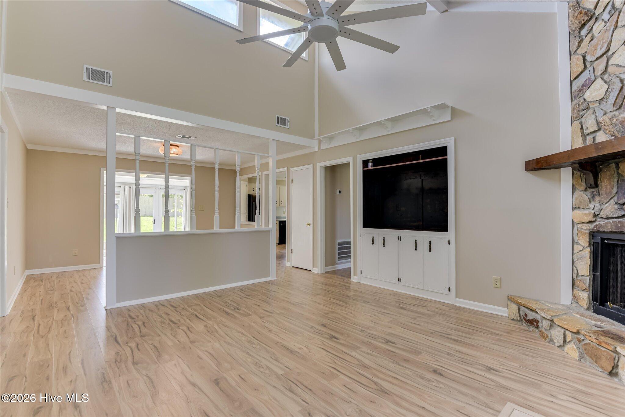 353 Stagecoach Way Property Photo 8