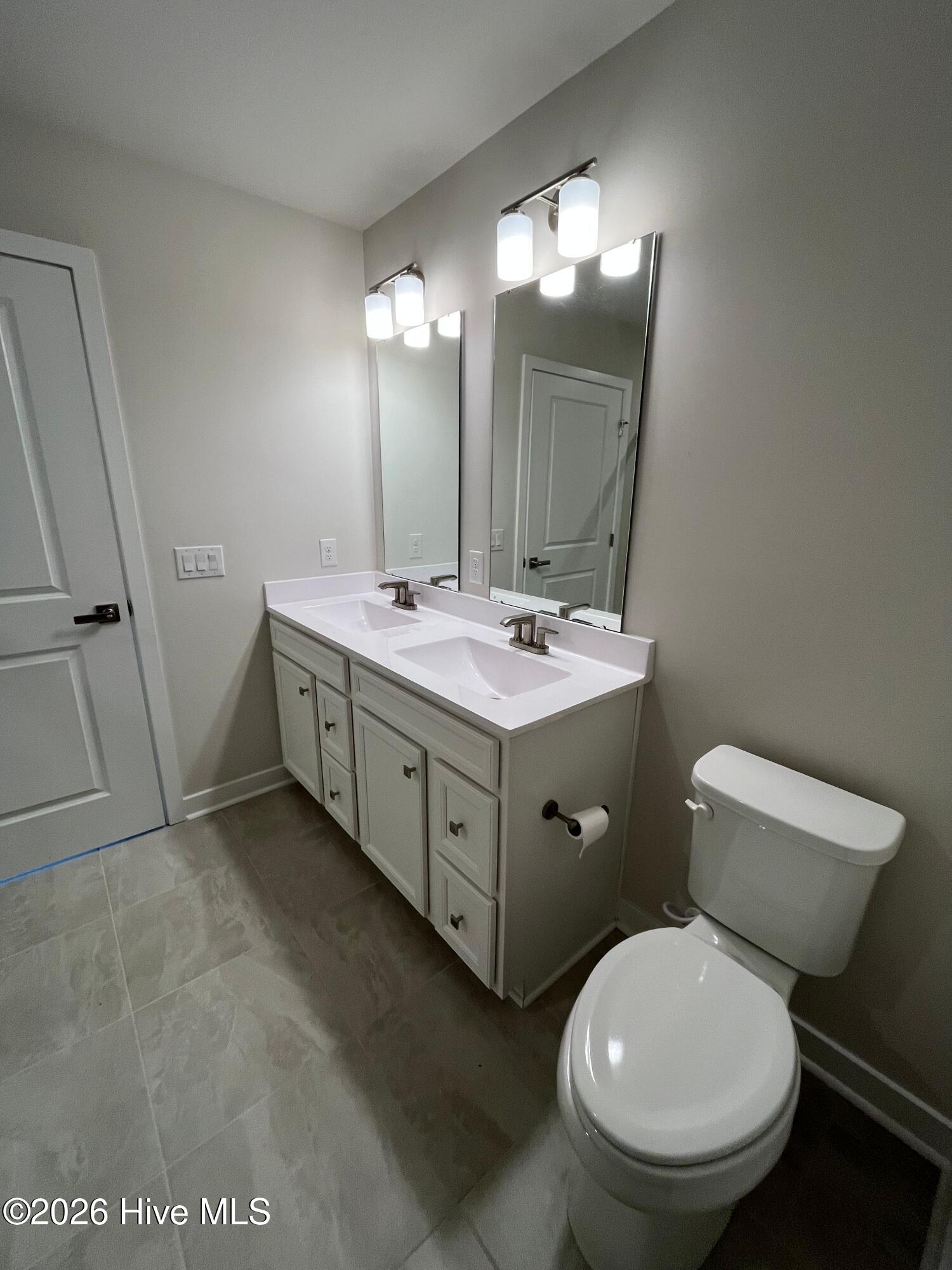 4184 Farmfield Drive Property Photo 13