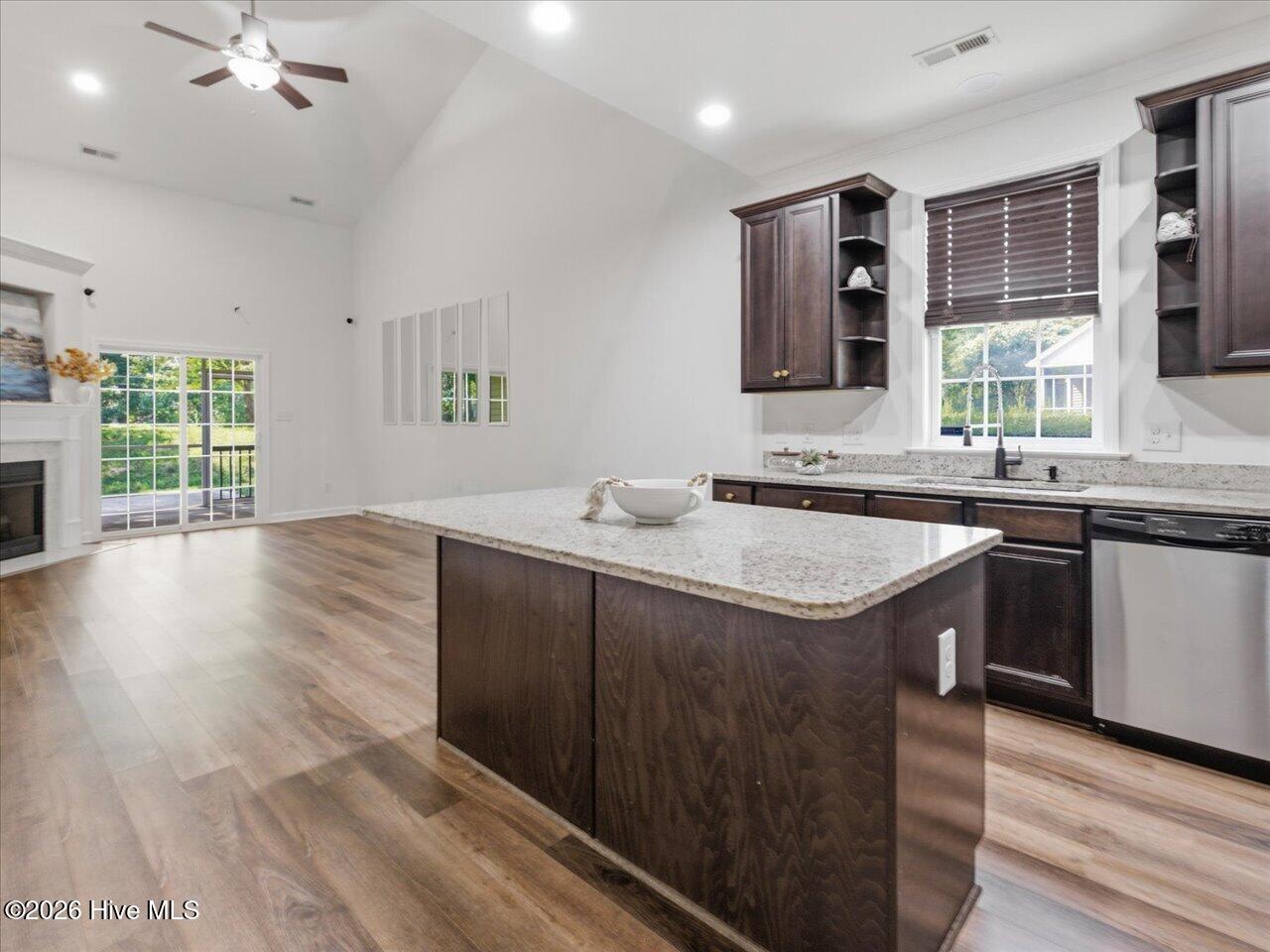 10163 Bessborough Drive Property Photo 11