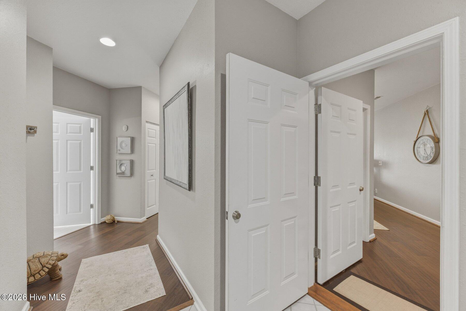 219 Kings Trail 1303 Property Photo 4