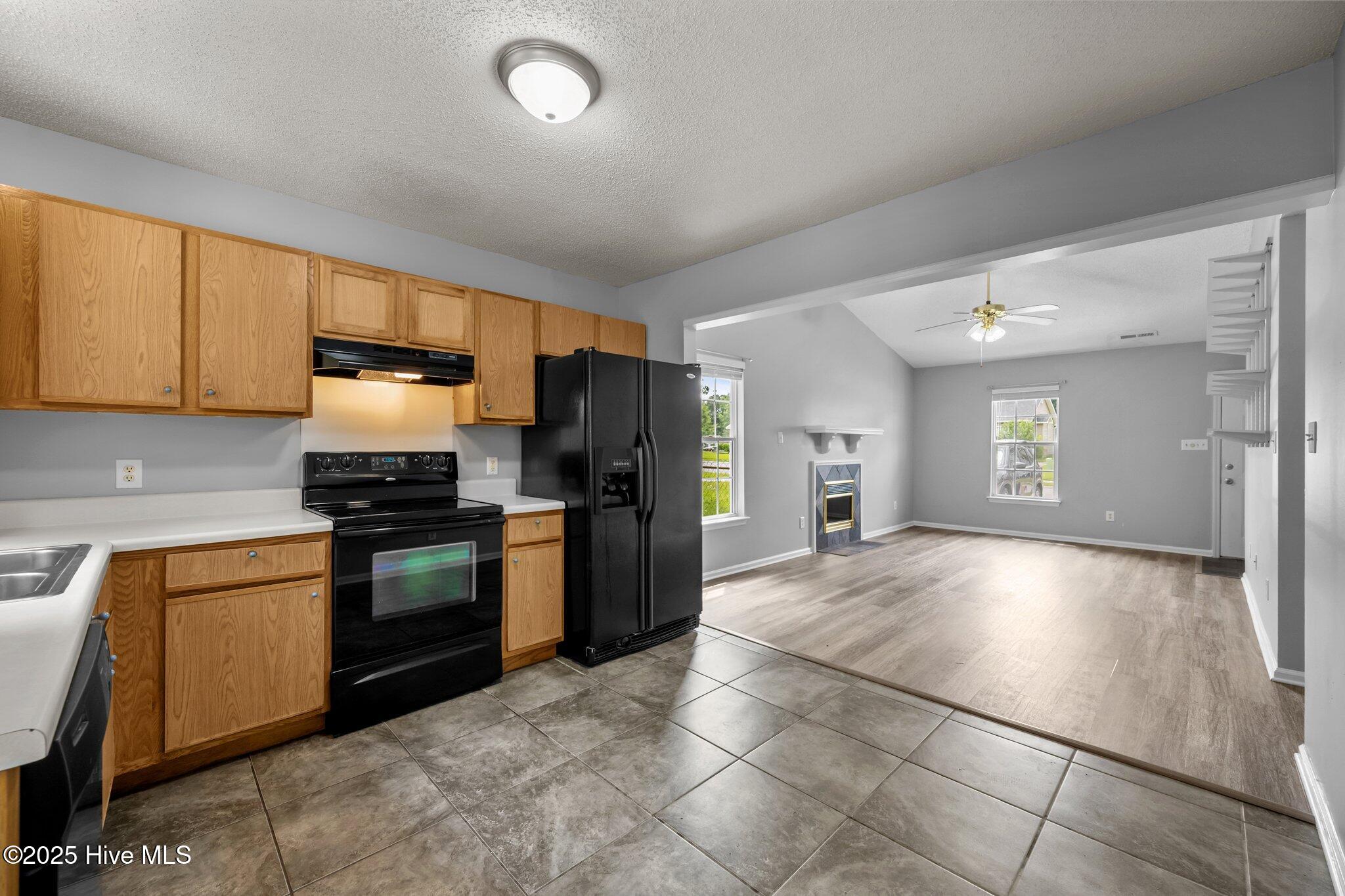 1087 W Pueblo Drive Property Photo 13