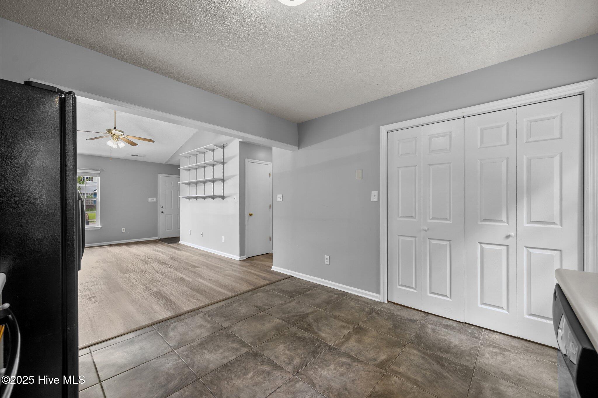 1087 W Pueblo Drive Property Photo 19