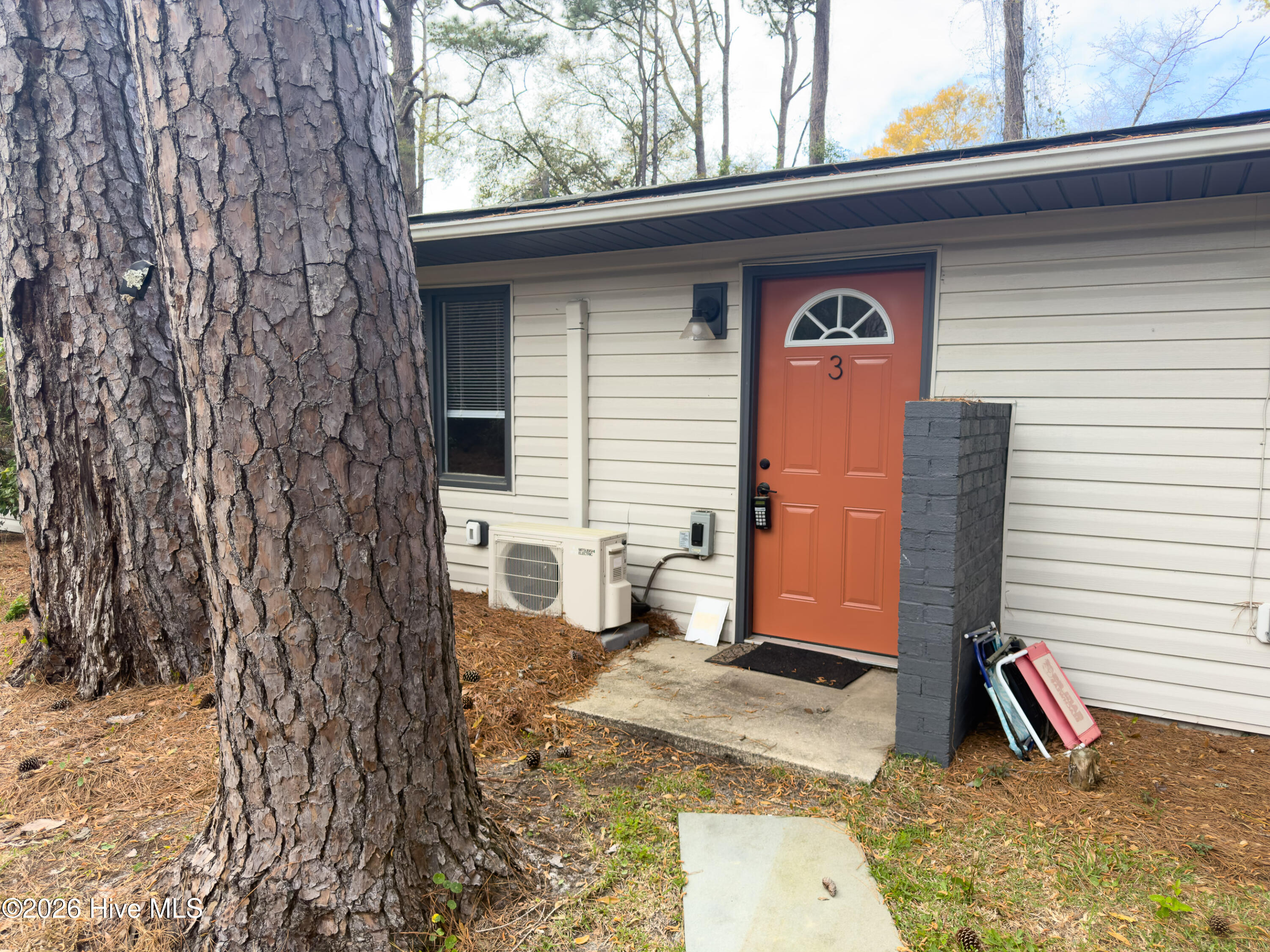 1330 N Howe Street Property Photo 27