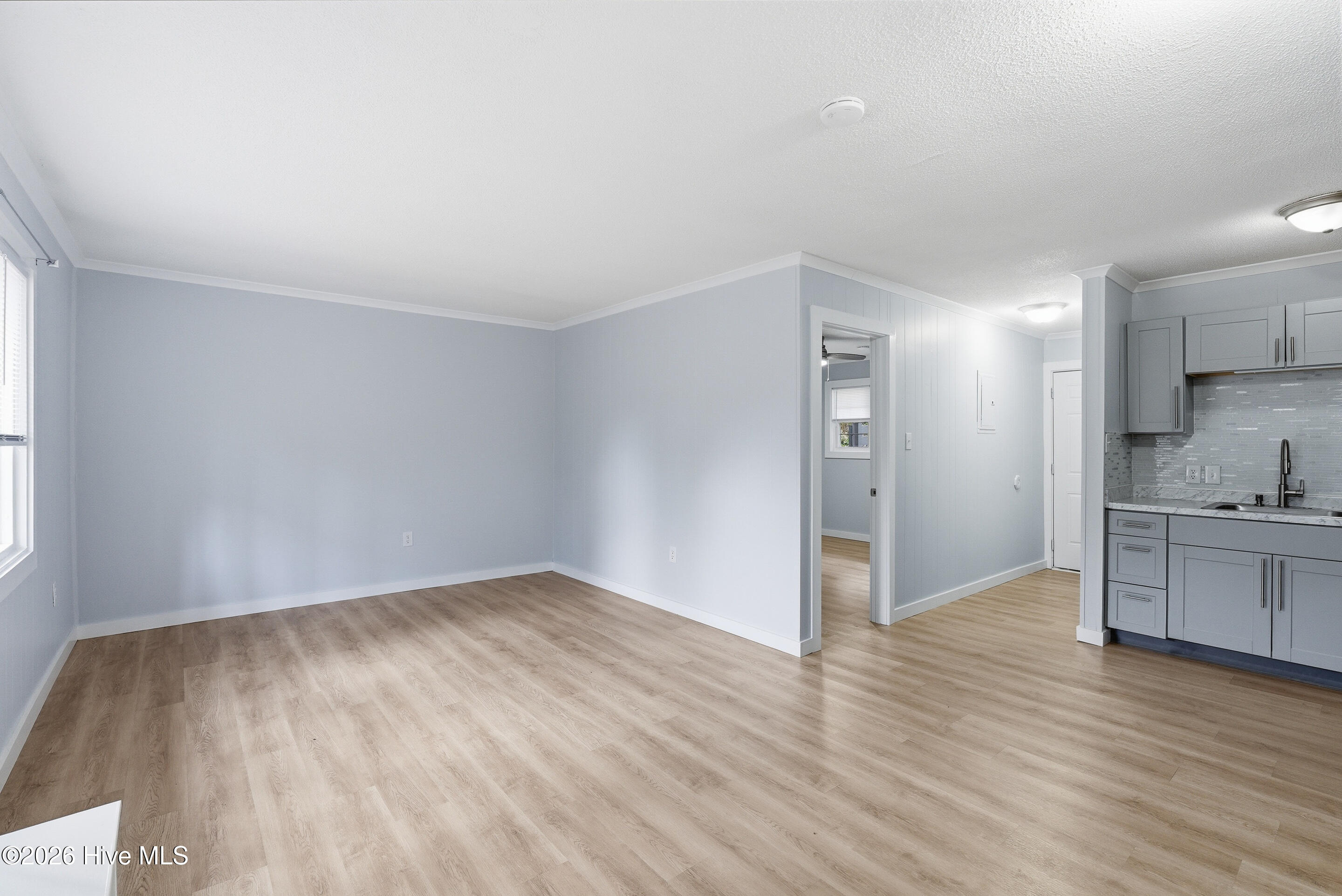 1330 N Howe Street Property Photo 35