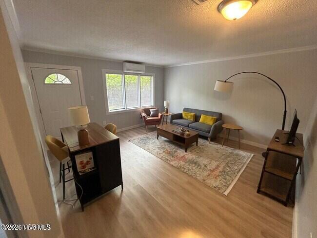 1330 N Howe Street Property Photo 43
