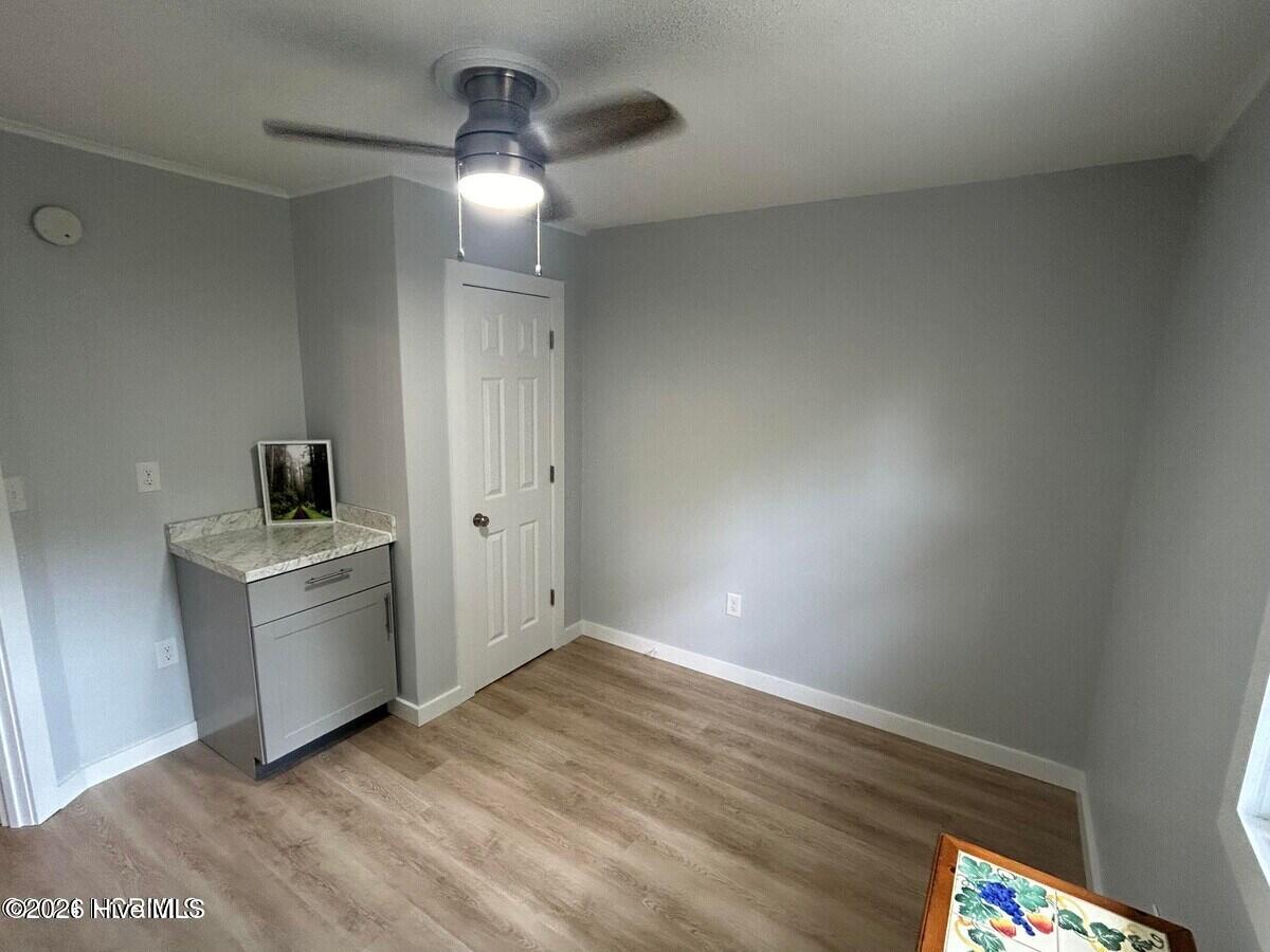 1330 N Howe Street Property Photo 48