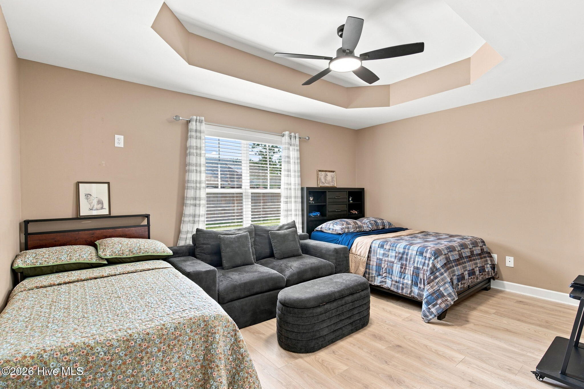 1074 Bridgeport Way Property Photo 27