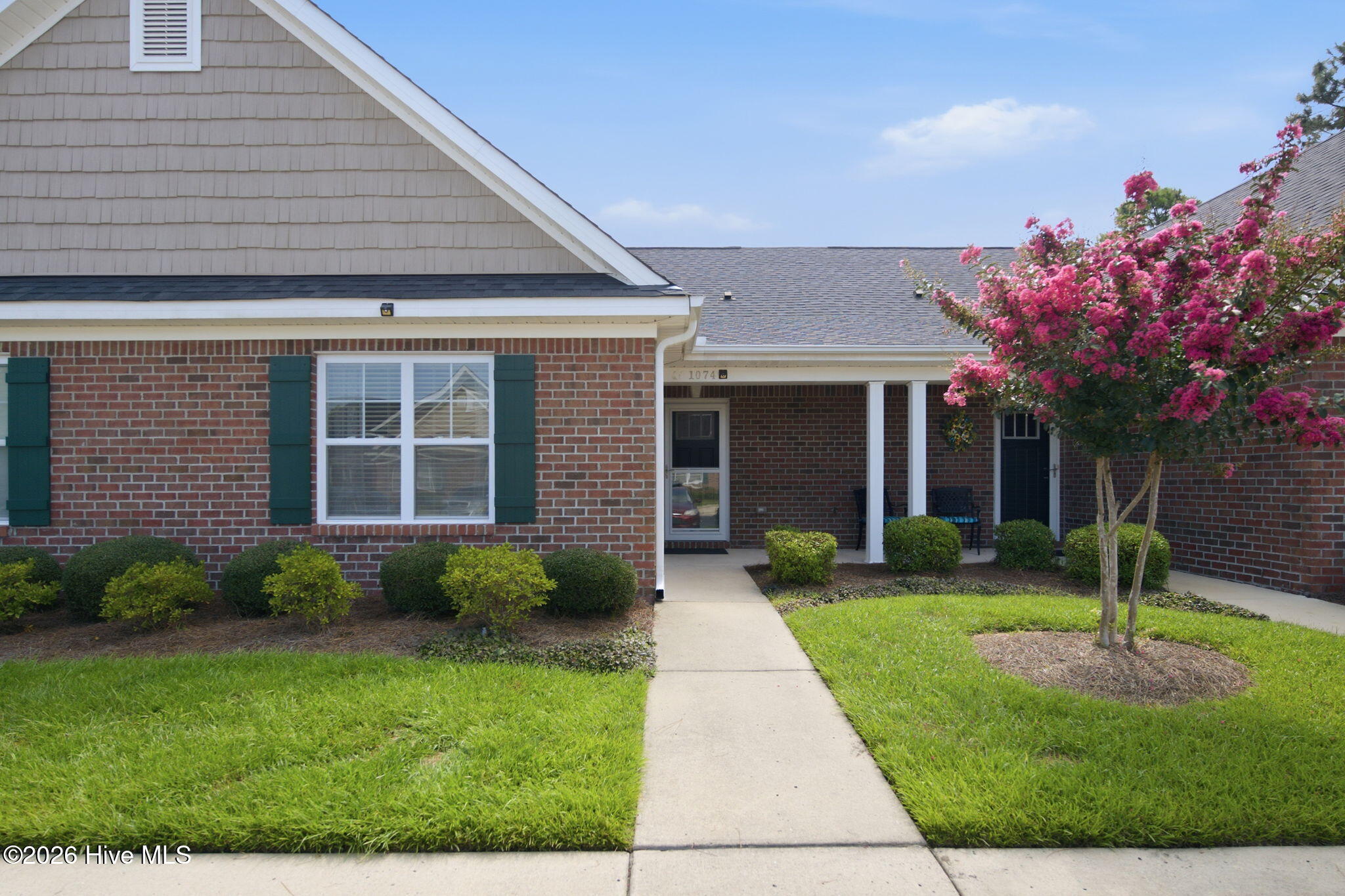 1074 Bridgeport Way Property Photo 39