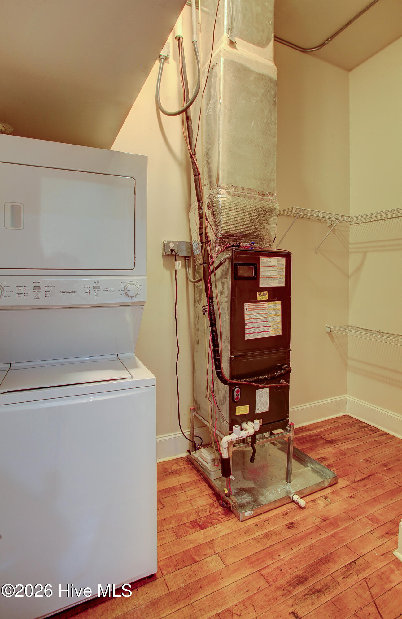 936 Broad Street 215 Property Photo 11