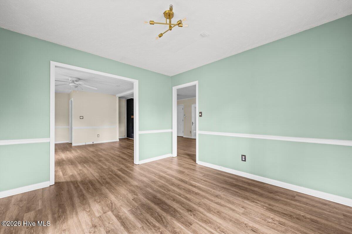 1003 Robinwood Road Property Photo 9