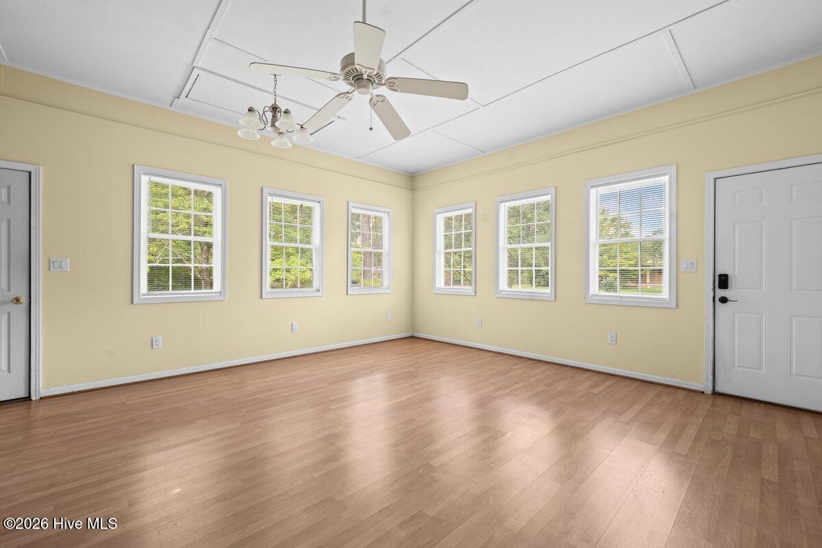 1003 Robinwood Road Property Photo 17