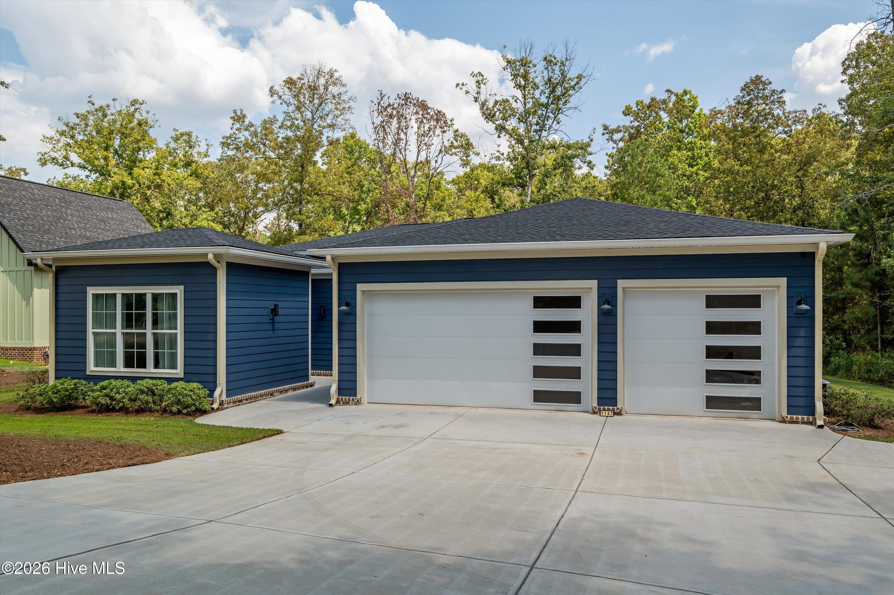 1147 Folly Run Drive Property Photo 6