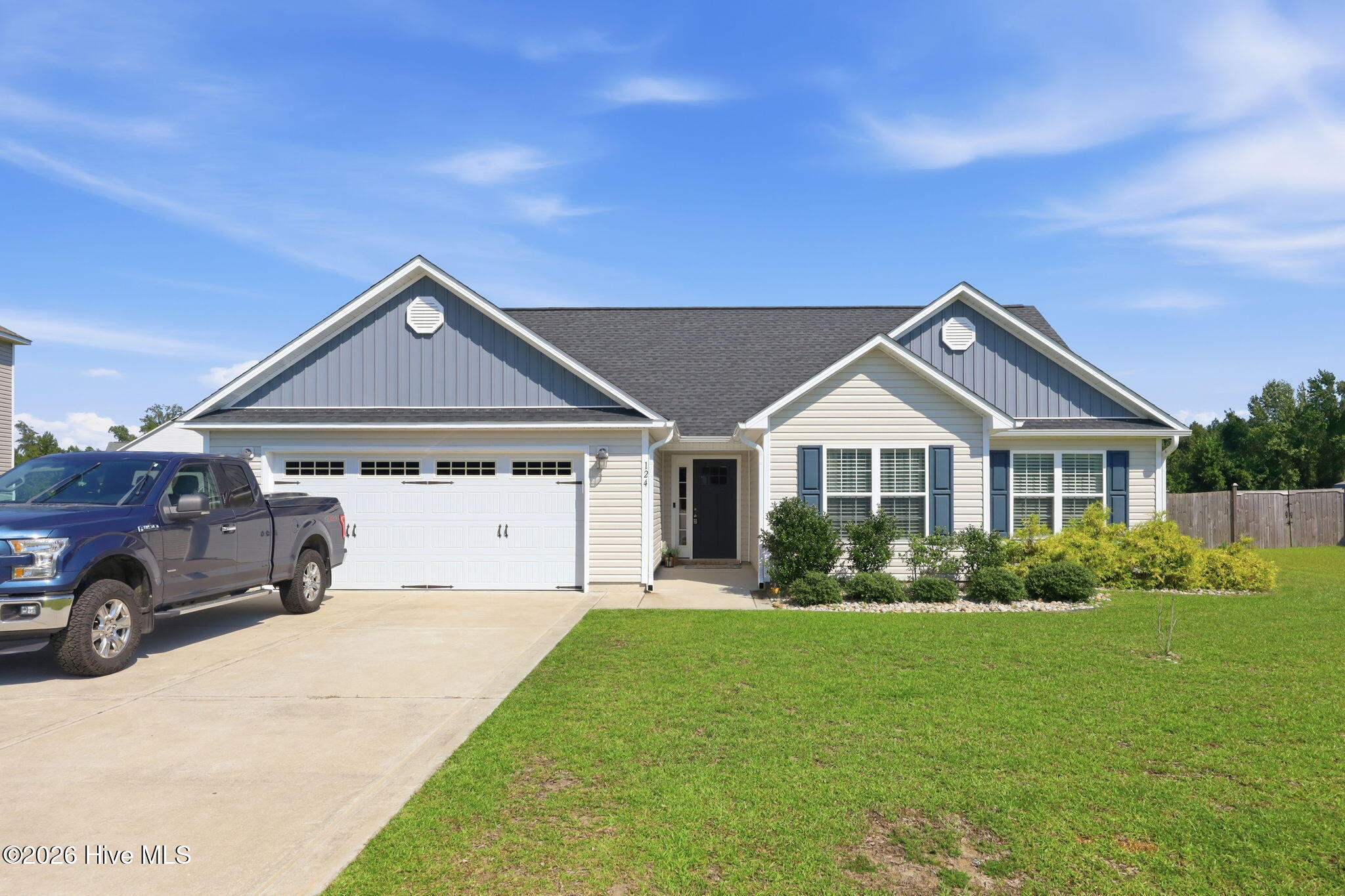 124 Village Creek Drive Property Photo 36