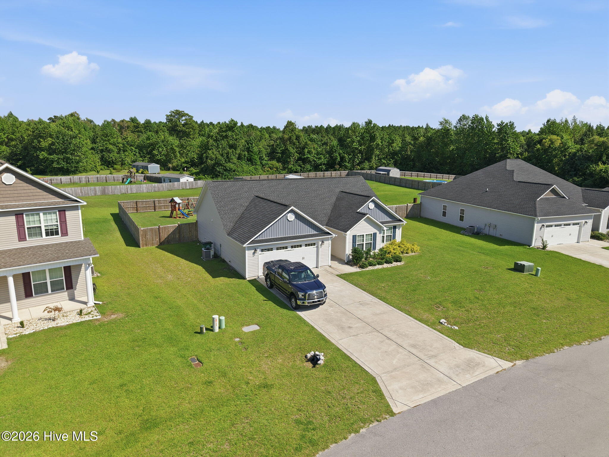 124 Village Creek Drive Property Photo 38