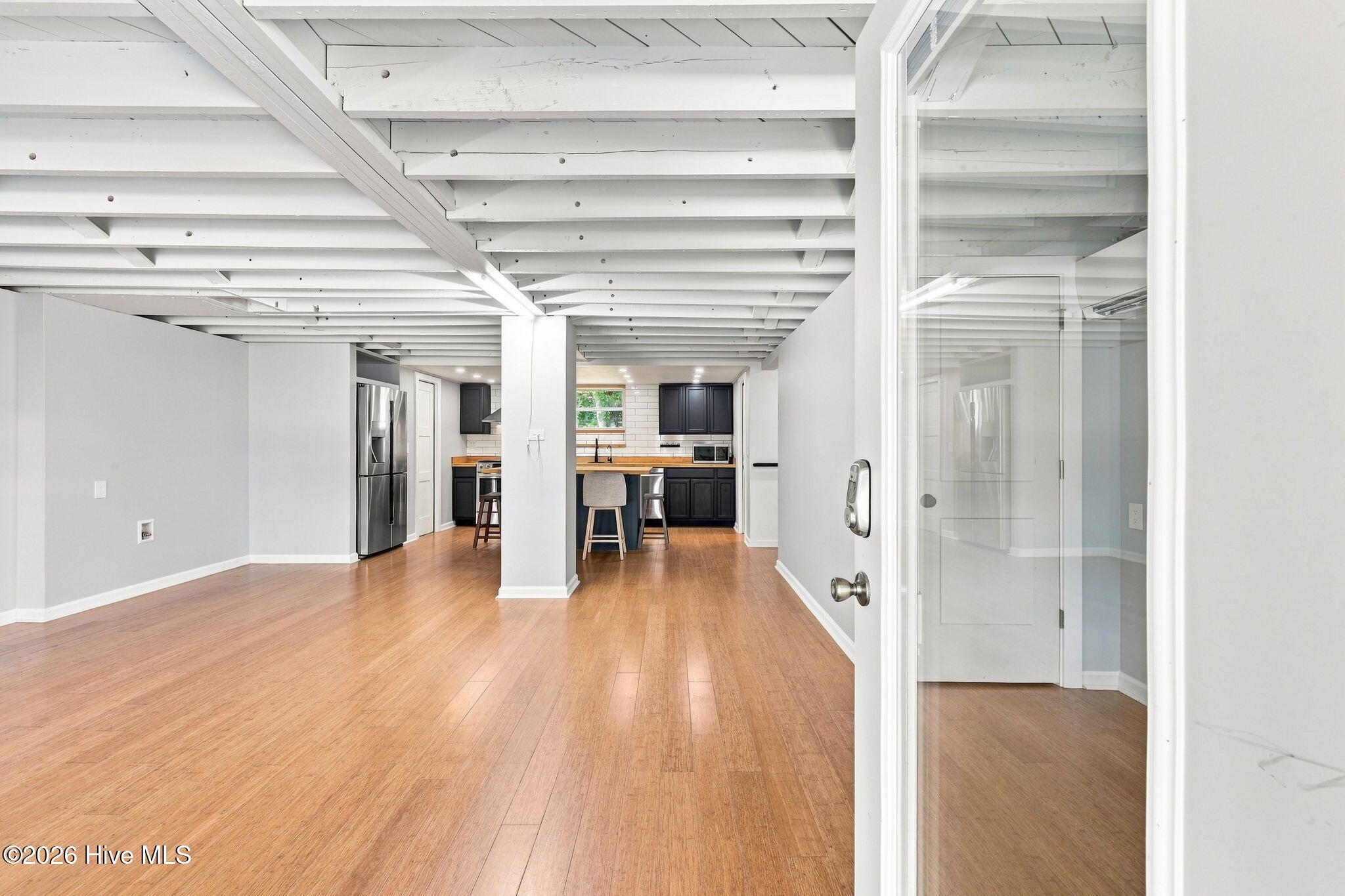1307/1305 N Pasteur Street Property Photo 8