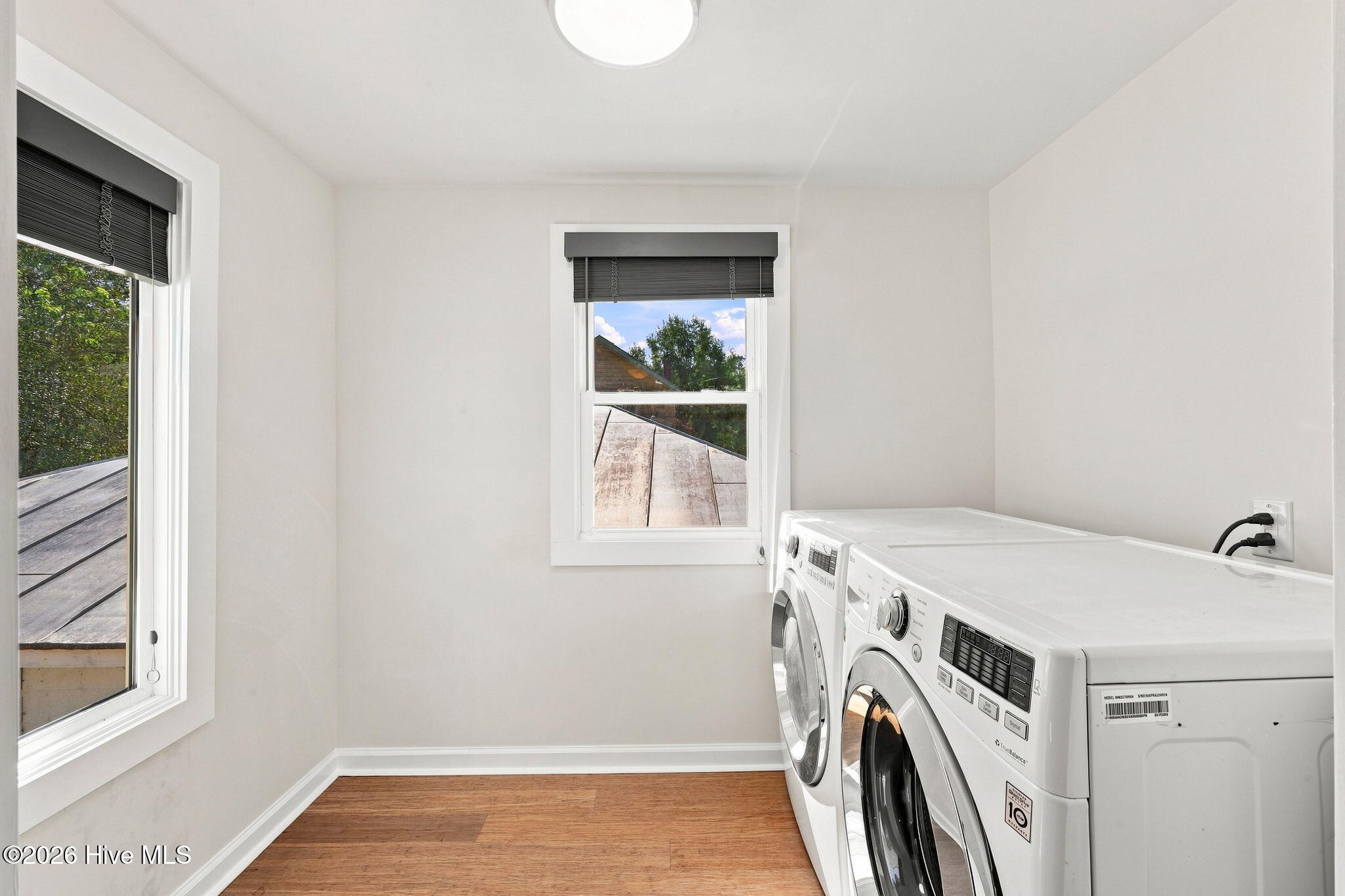 1307/1305 N Pasteur Street Property Photo 25