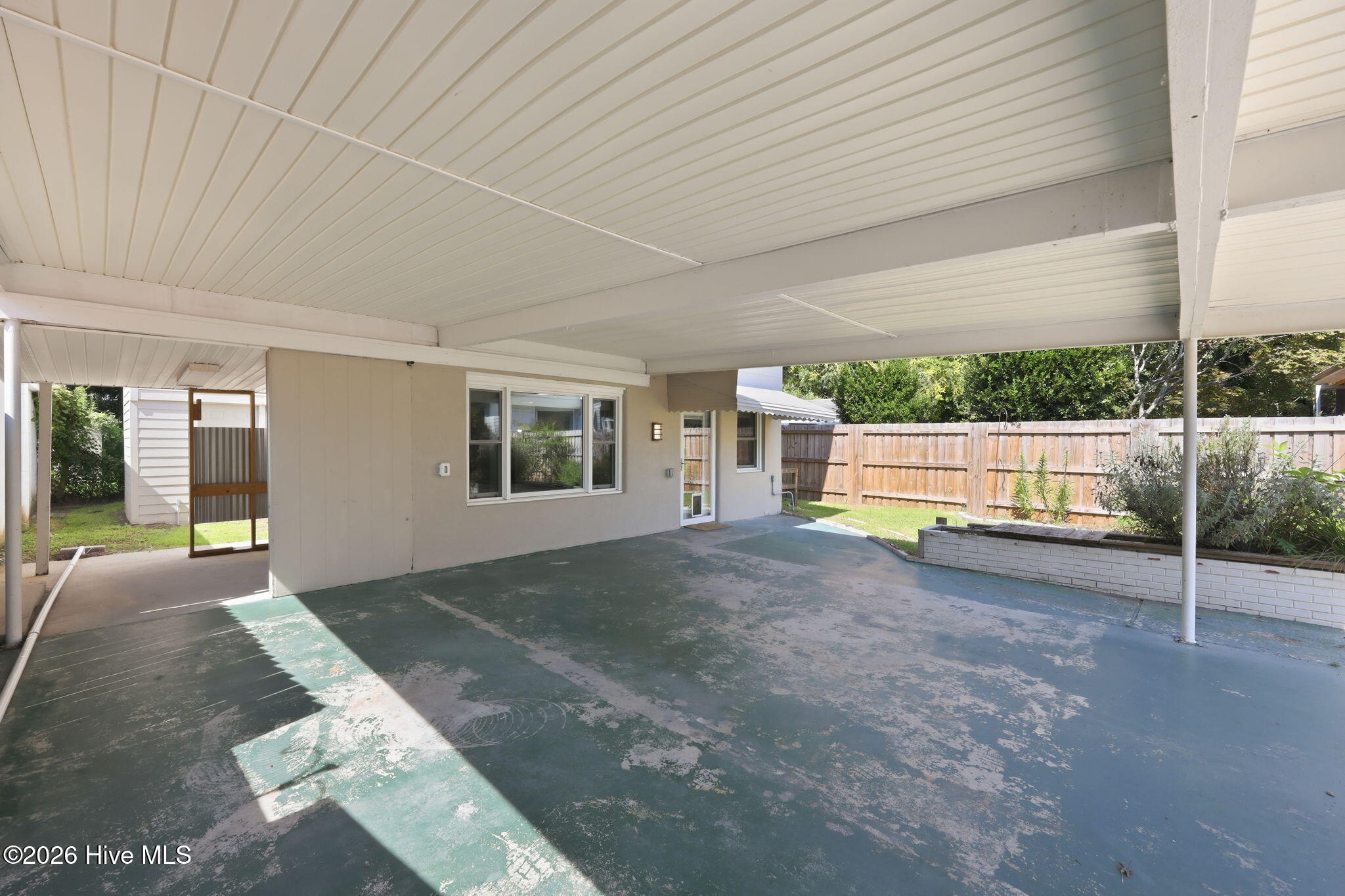 1307/1305 N Pasteur Street Property Photo 28