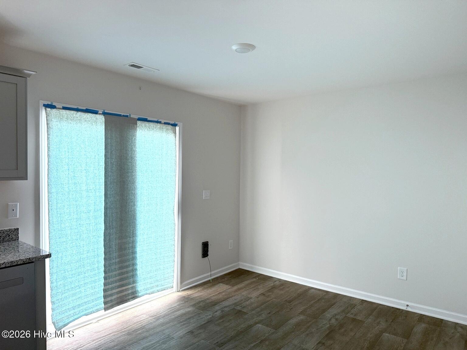 4105 Laurel Ridge Drive D Property Photo 4