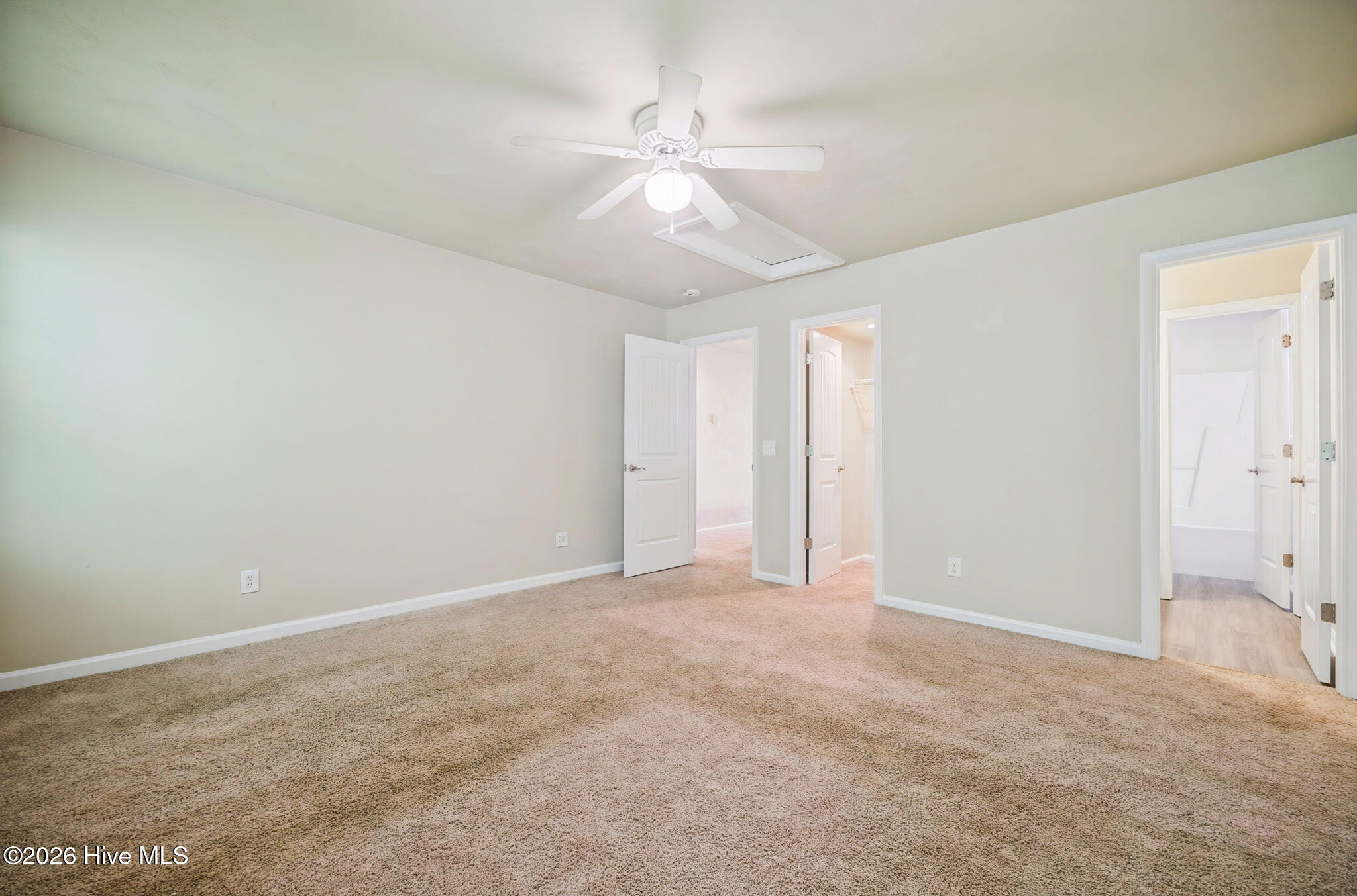 115 Winborne Lane Property Photo 11