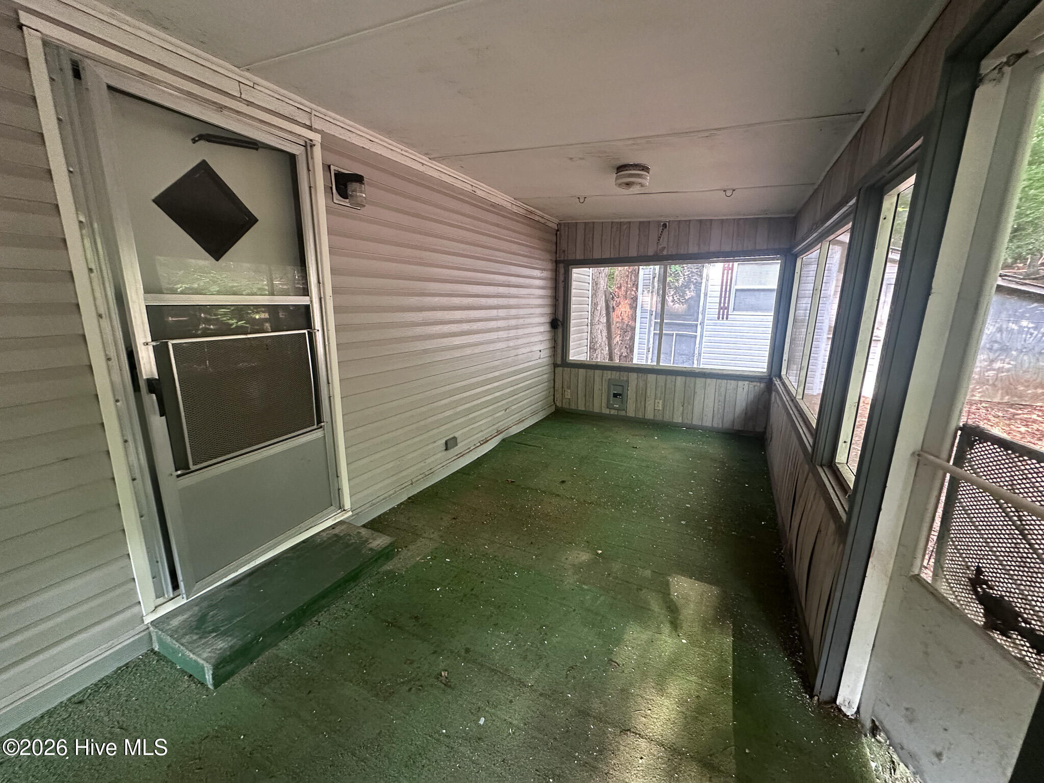 578 Shady Grove Lane Property Photo 6
