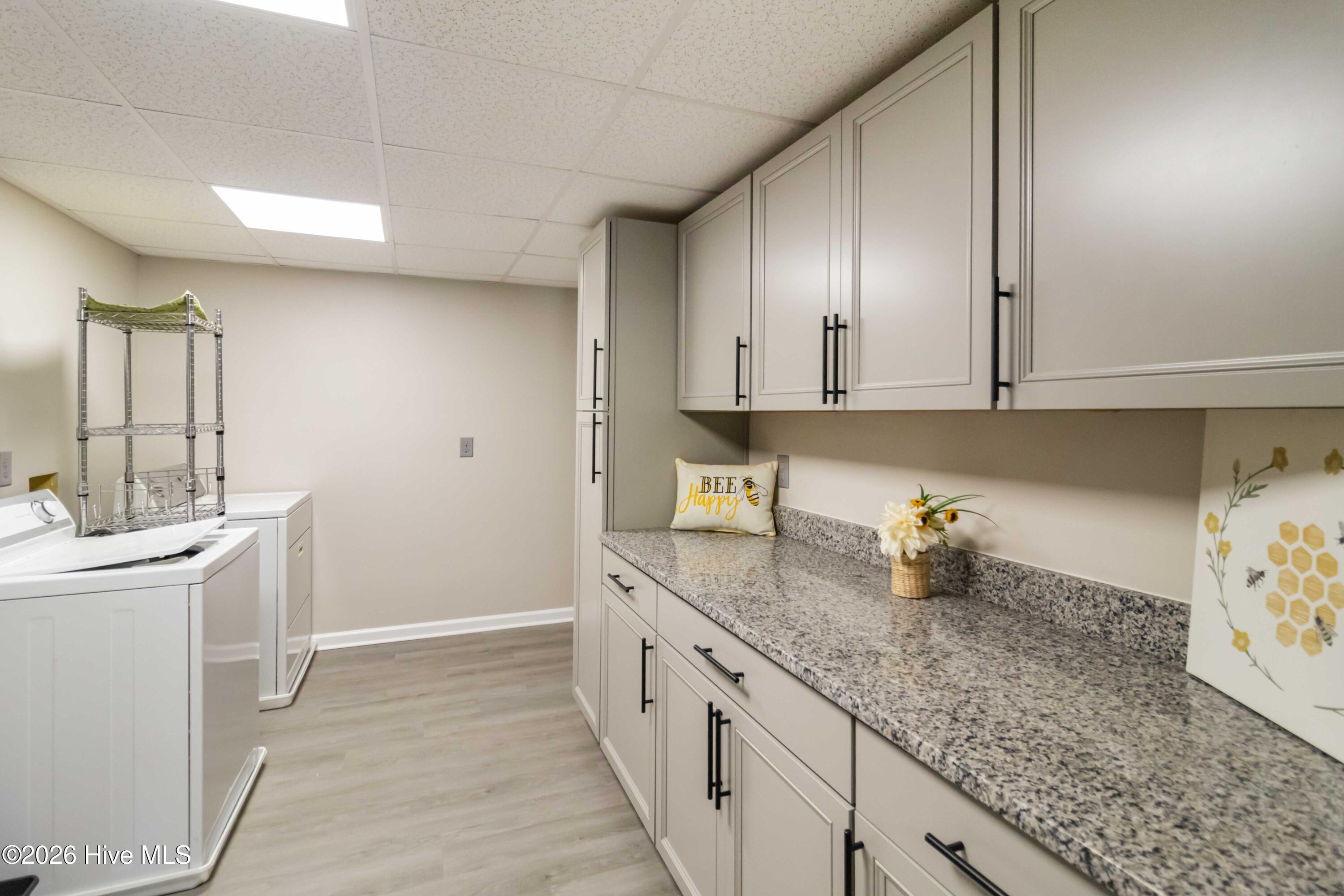 240 Foresail Road Property Photo 25