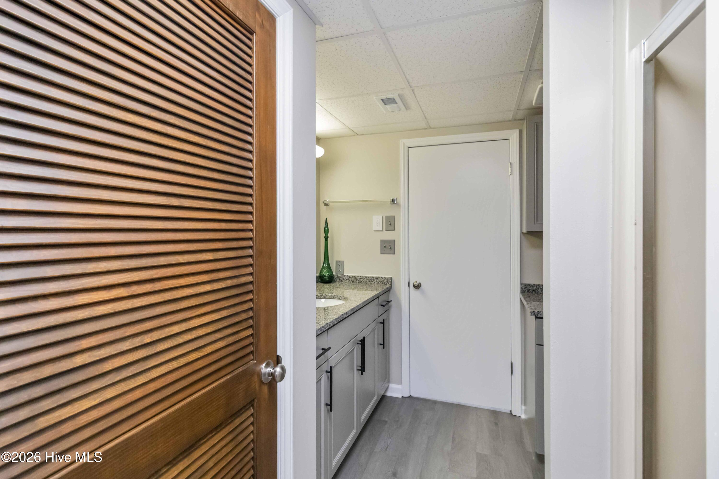 240 Foresail Road Property Photo 31