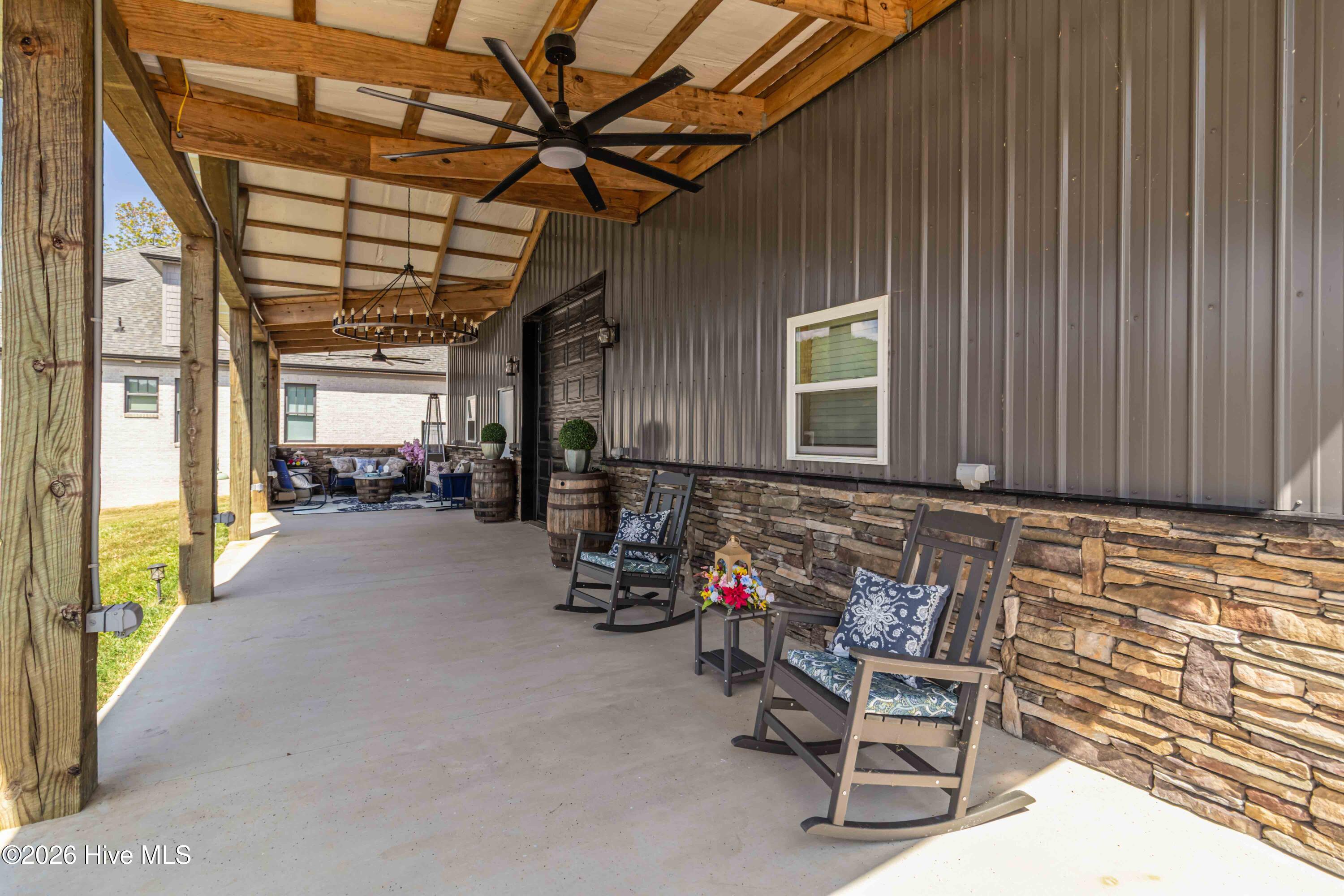 240 Foresail Road Property Photo 38
