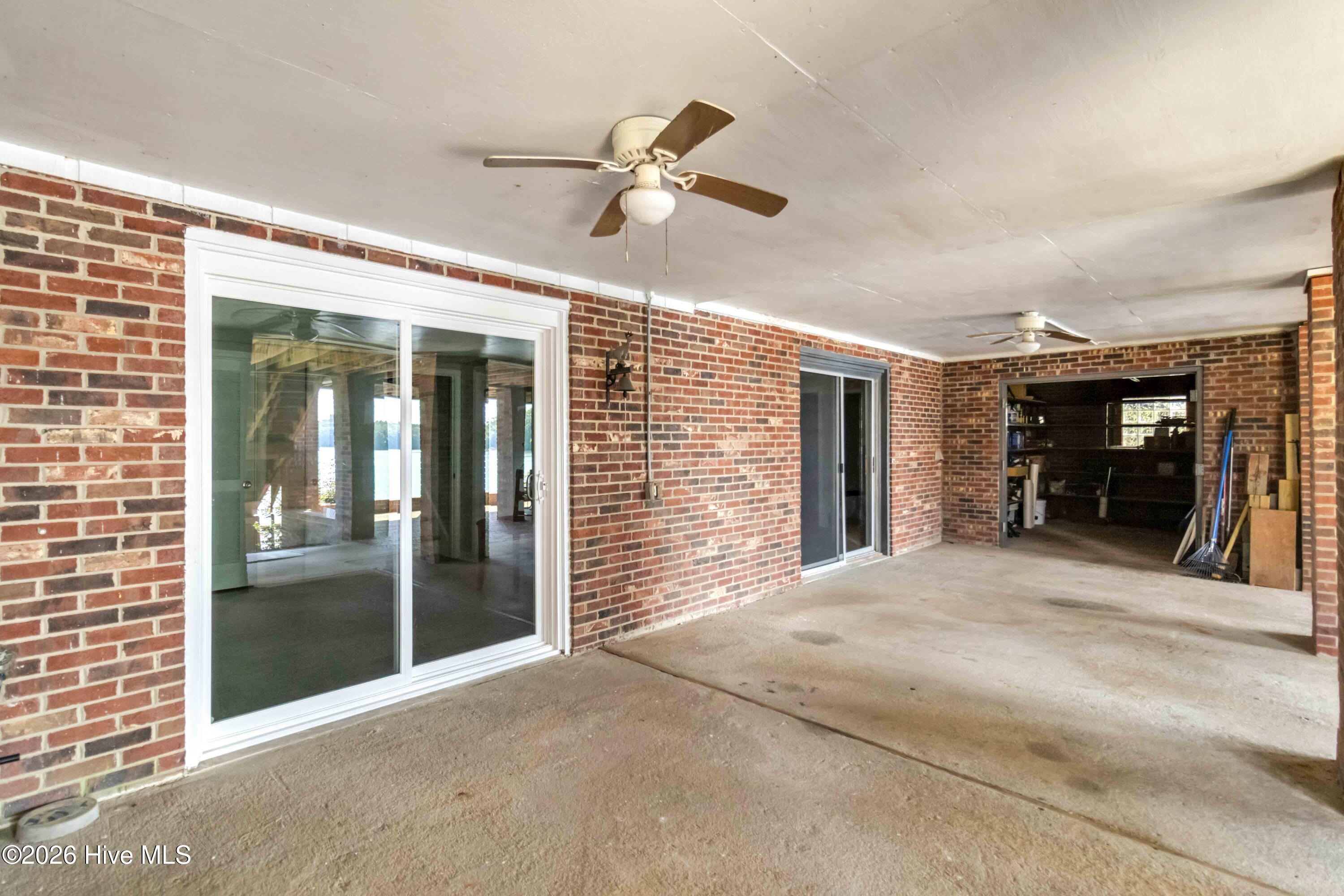 240 Foresail Road Property Photo 42