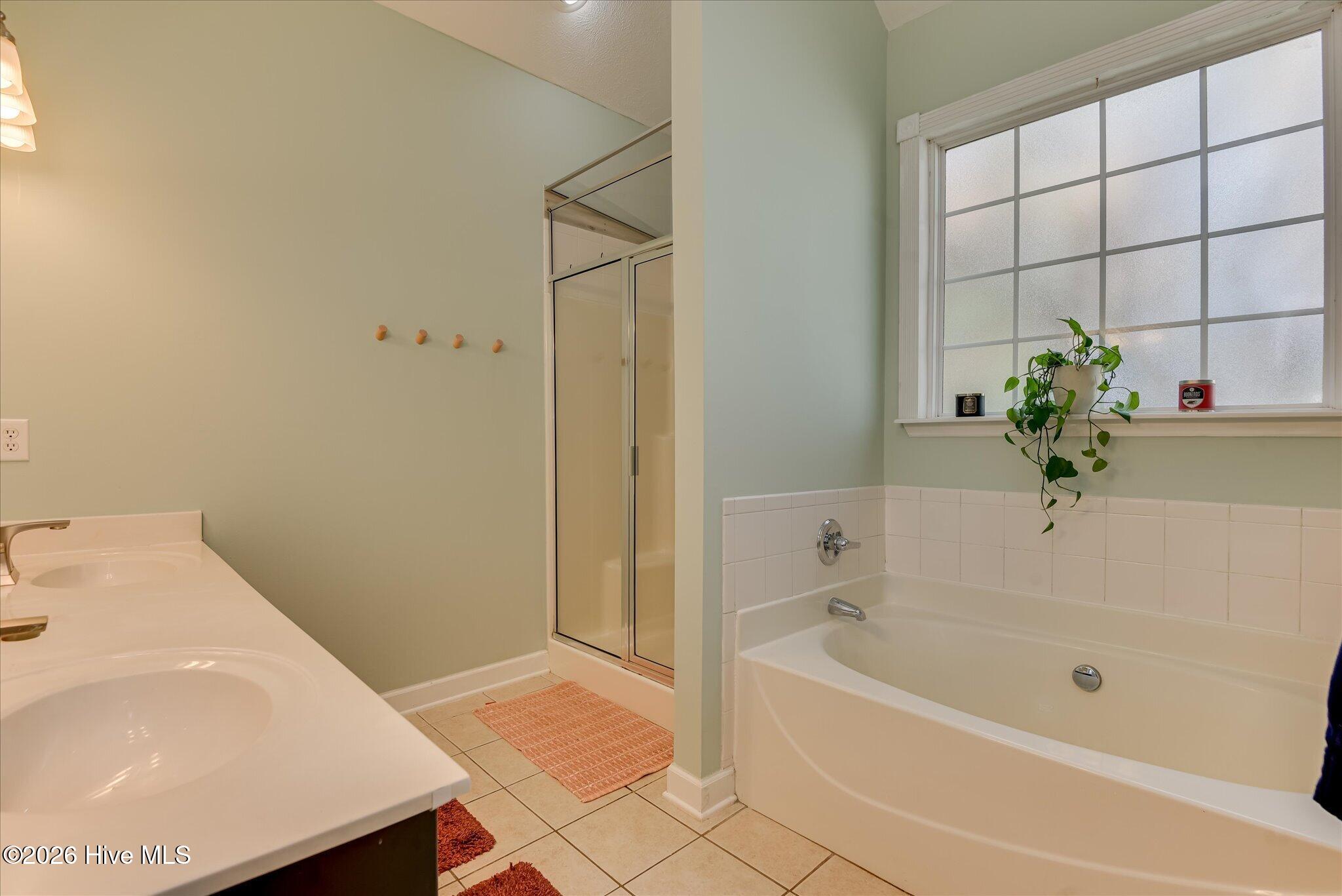 440 Bainbridge Drive Property Photo 23