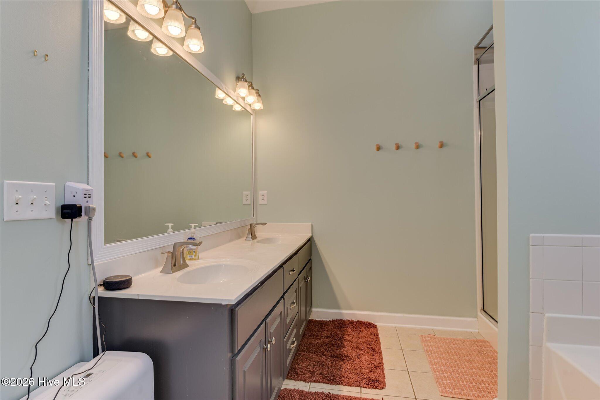 440 Bainbridge Drive Property Photo 24
