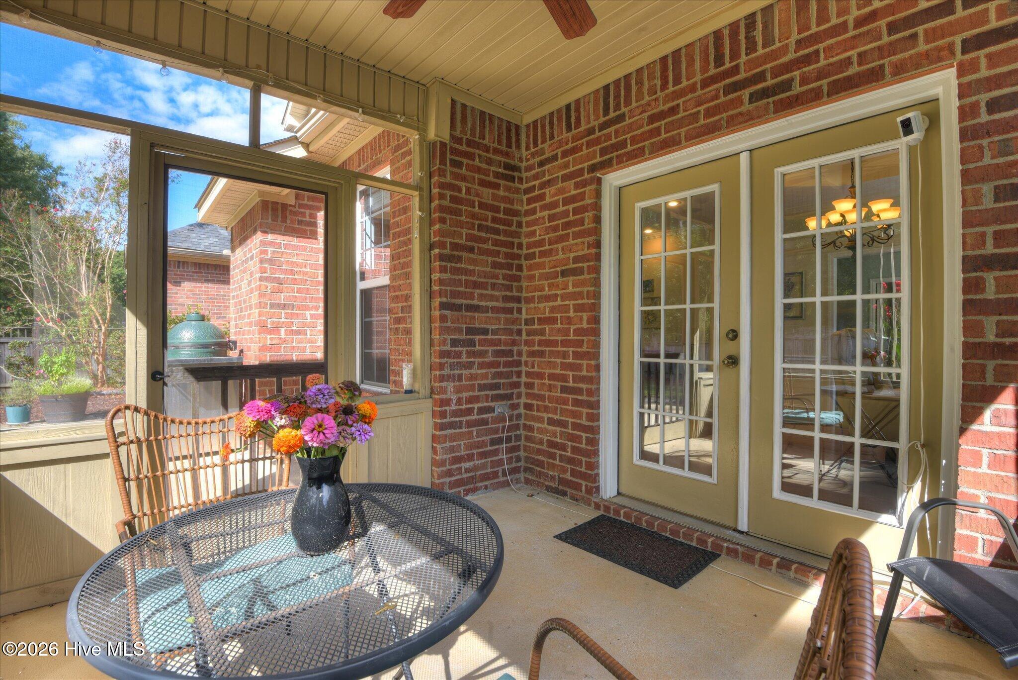 440 Bainbridge Drive Property Photo 39