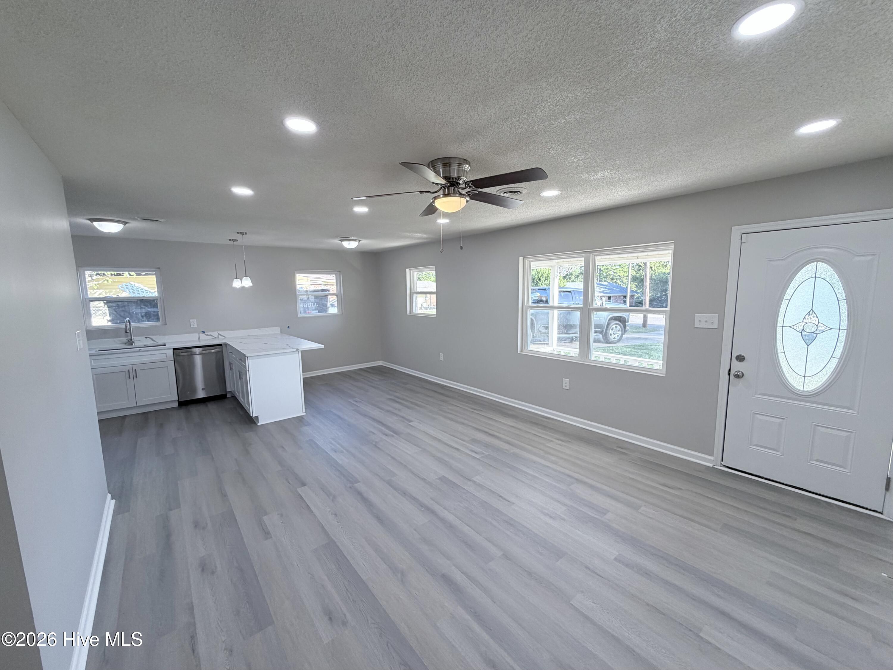 4021 Wynmore Court Property Photo 5