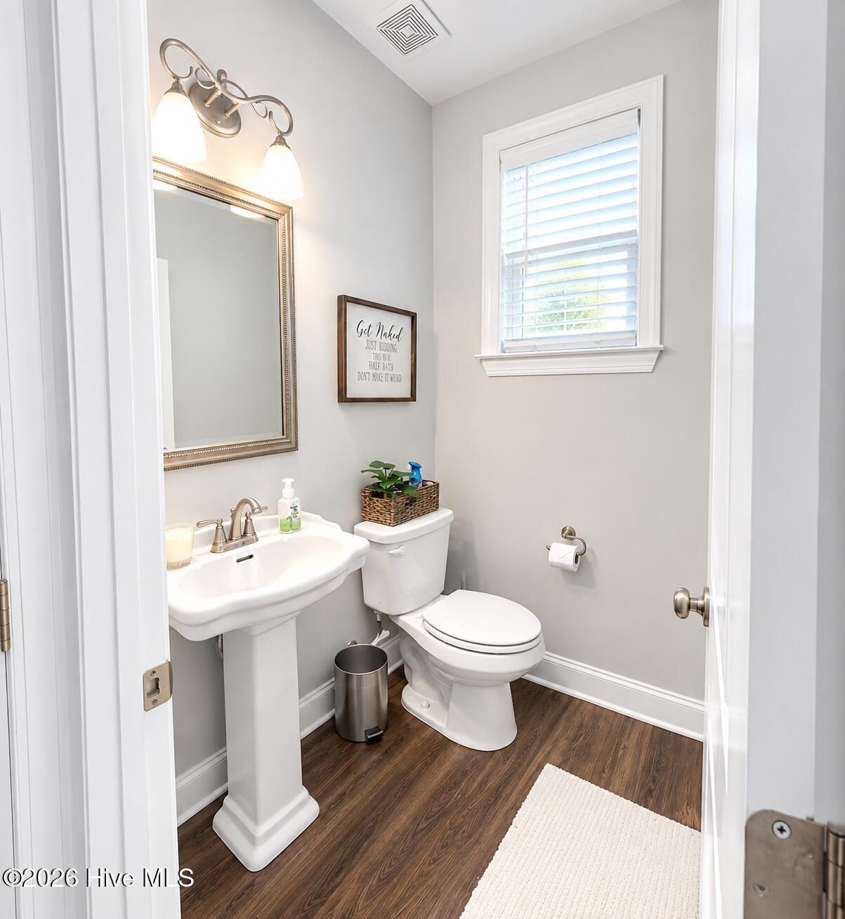 522 Vinings Drive Property Photo 6
