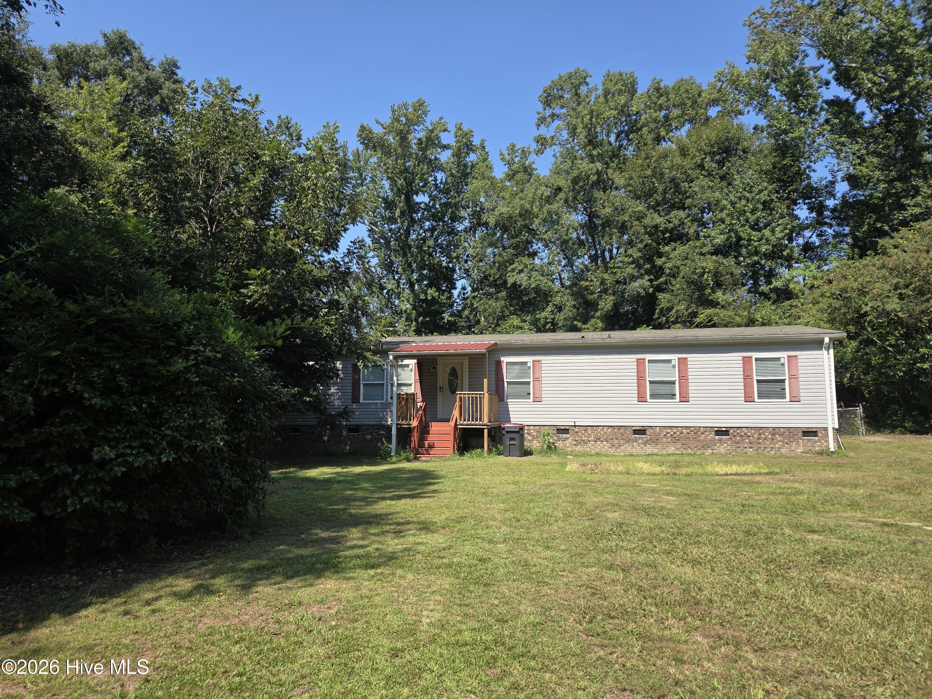 18060 Queen Road Property Photo 1