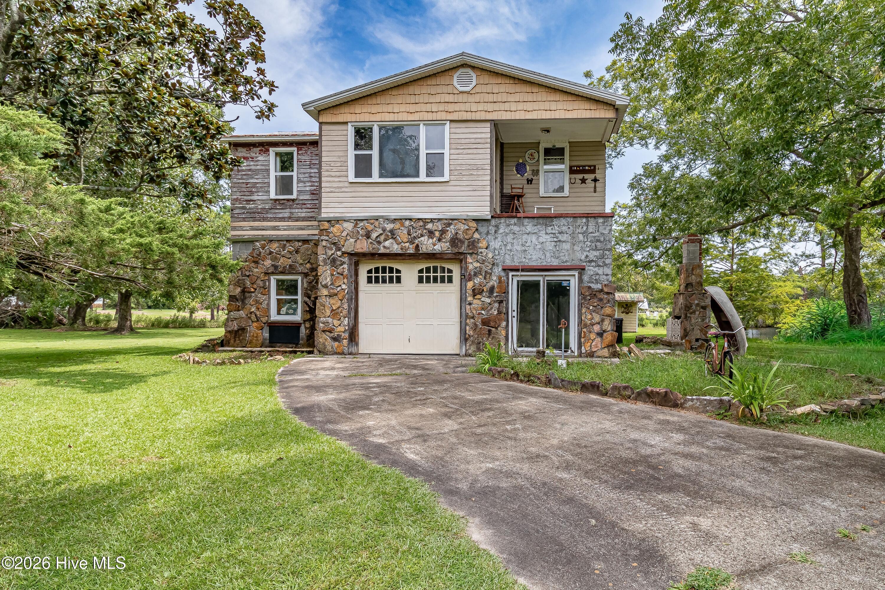 89 Old Lupton Road
