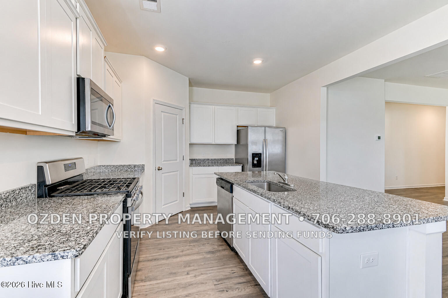 2101 Saltwater Bend Property Photo 10
