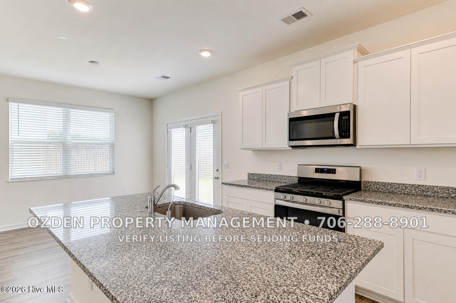 2101 Saltwater Bend Property Photo 11