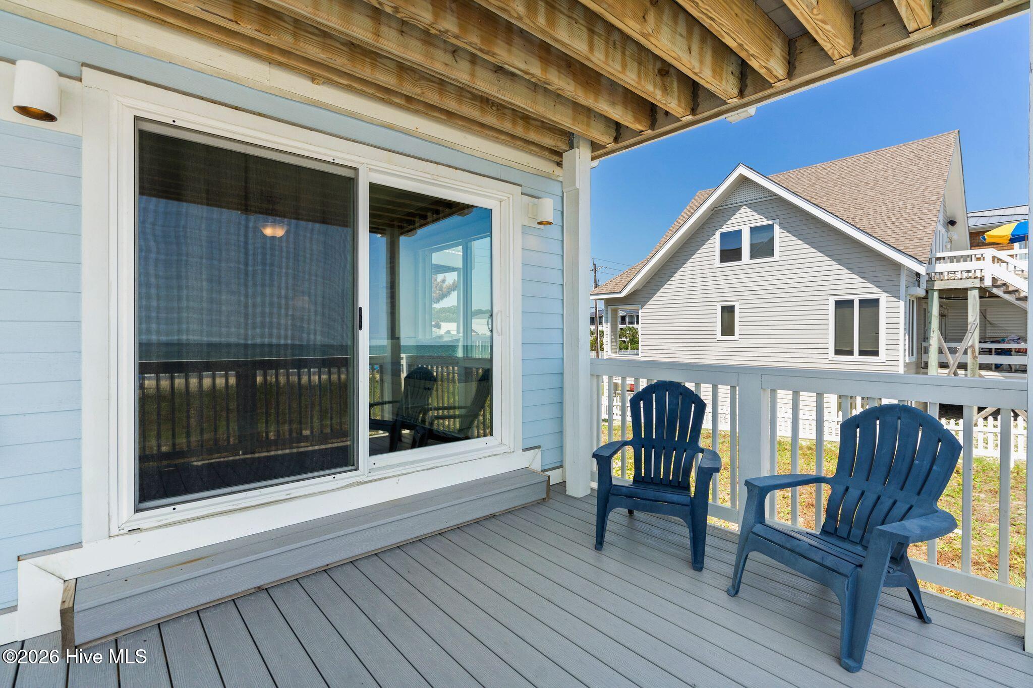 103 Dolphin Court Property Photo 30