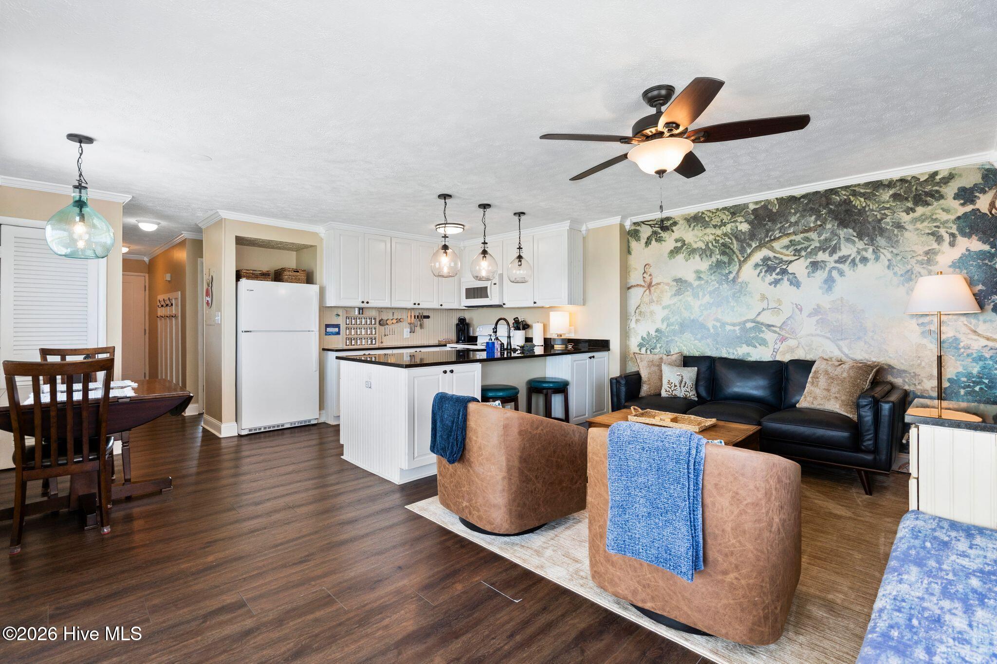 103 Dolphin Court Property Photo 31