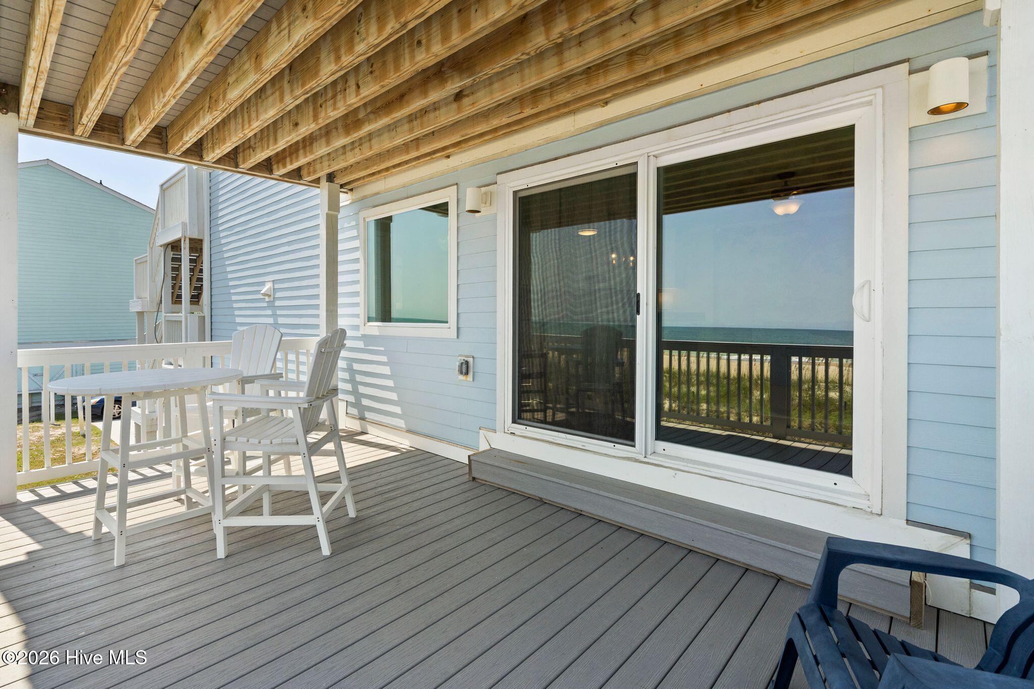 103 Dolphin Court Property Photo 34