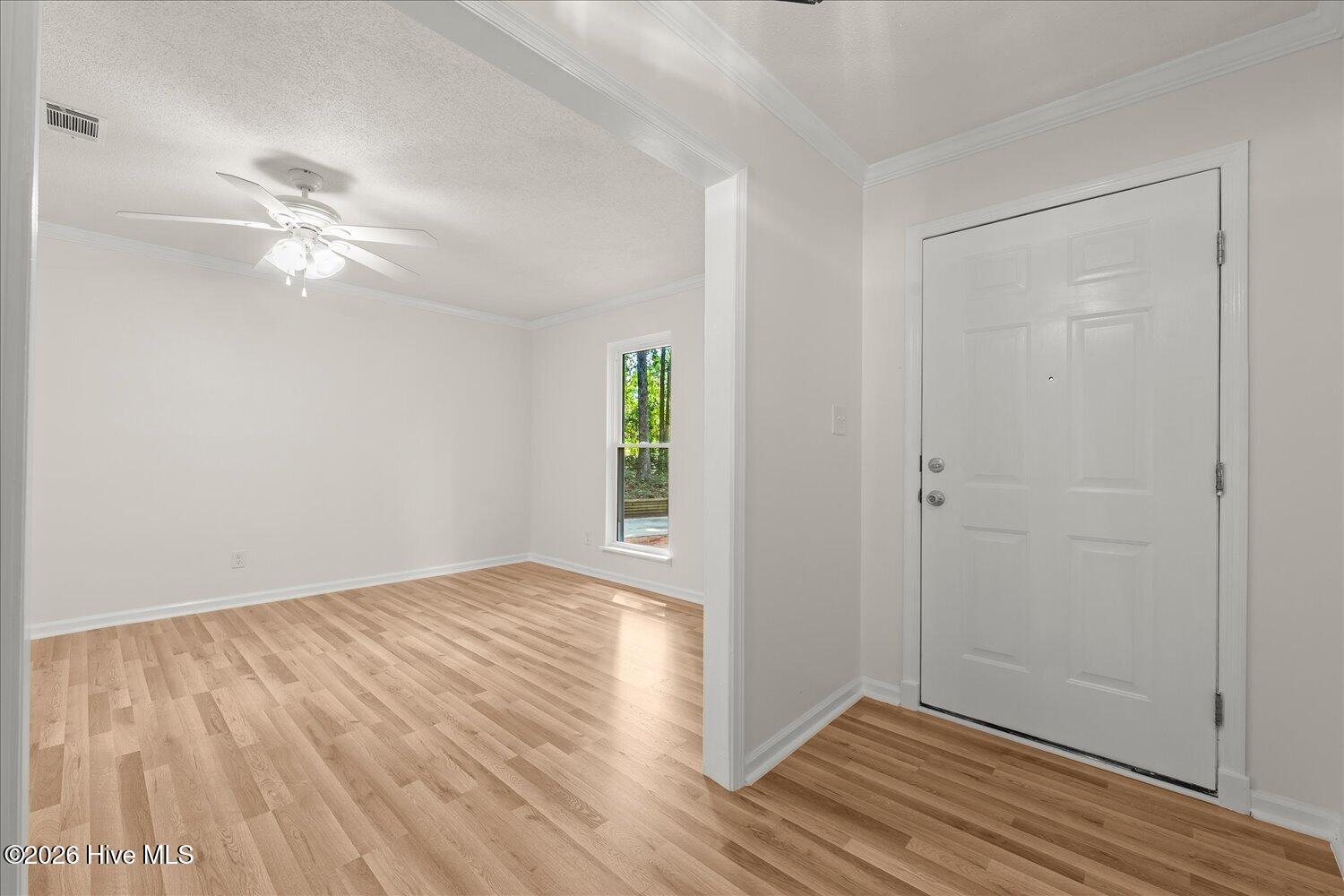 128 Silver Maple Court Property Photo 5