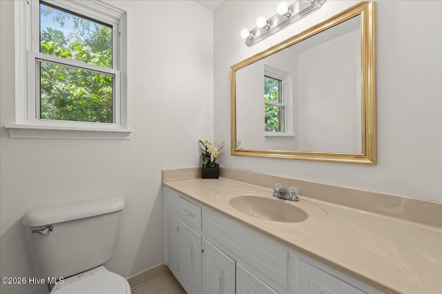 128 Silver Maple Court Property Photo 24