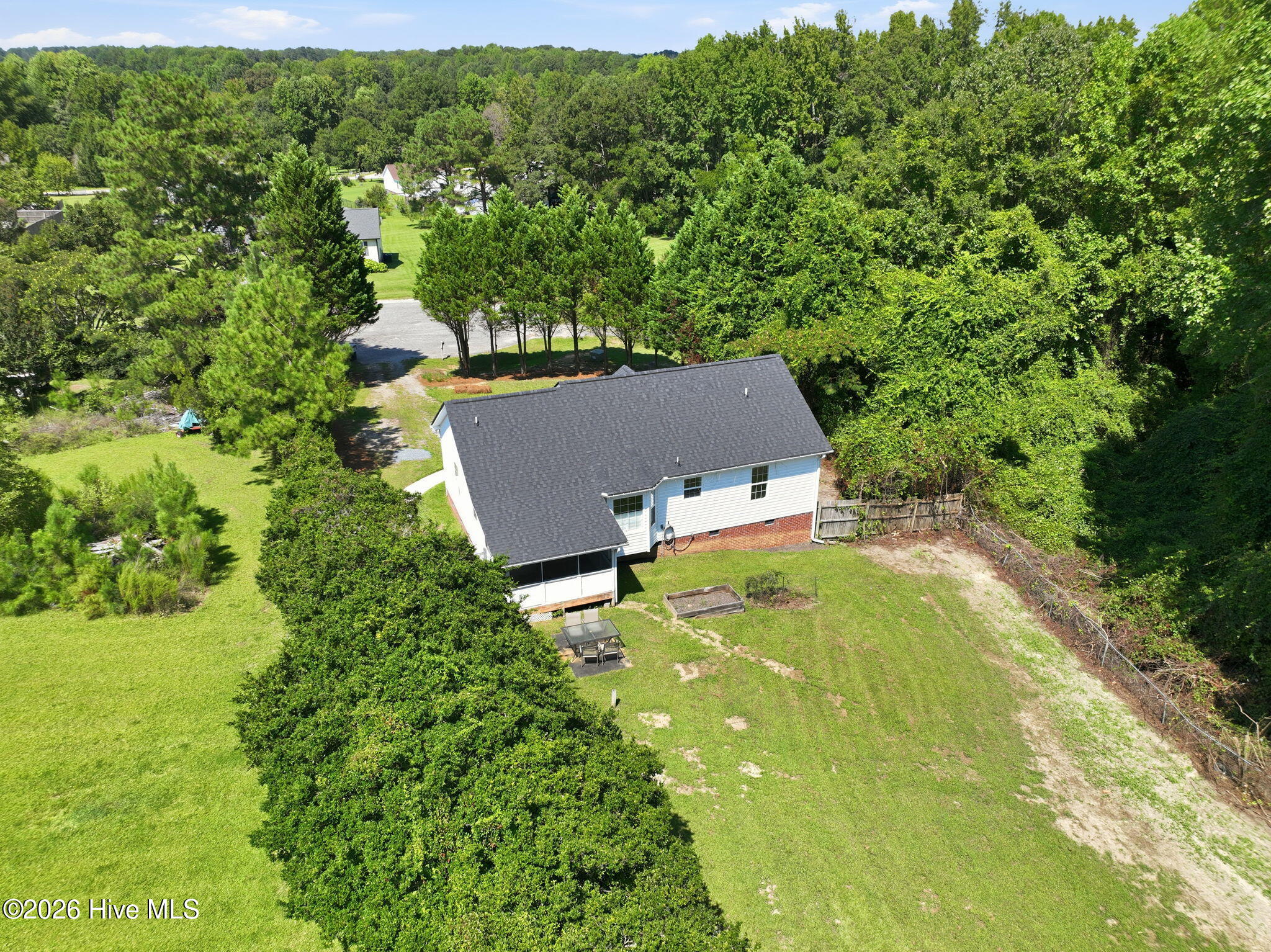 204 Dustin Drive Property Photo 29