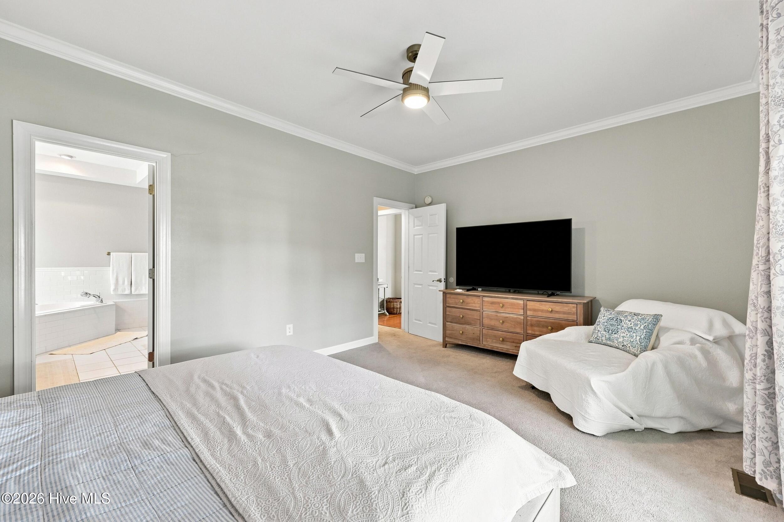 157 Pelican Pointe Drive Property Photo 46