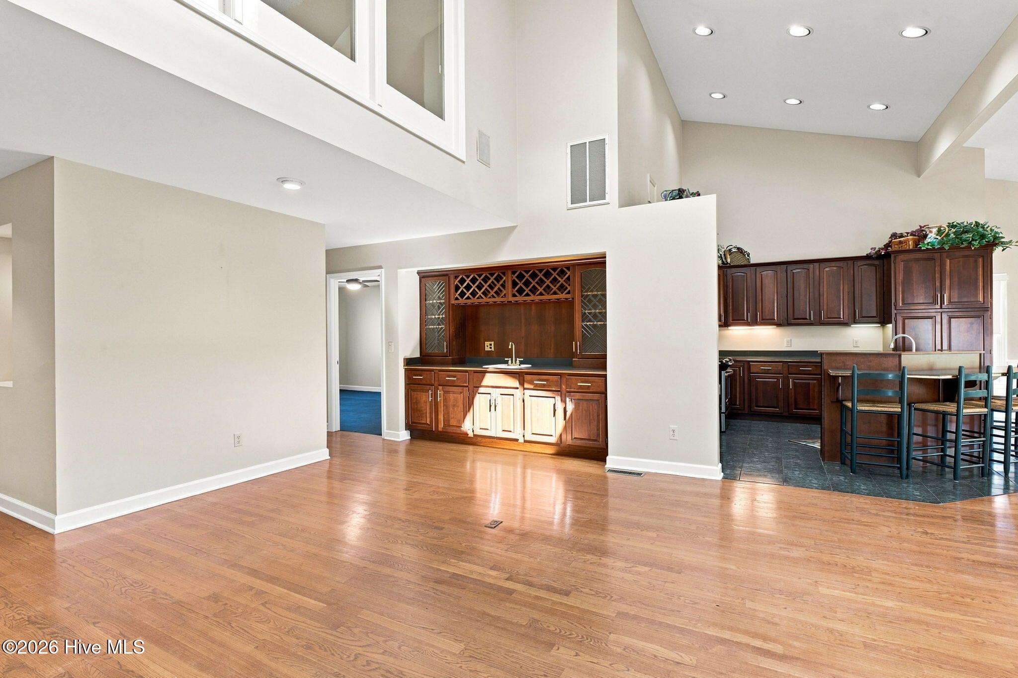 3167 Lakeside Commons Drive Se # 1 Property Photo 6