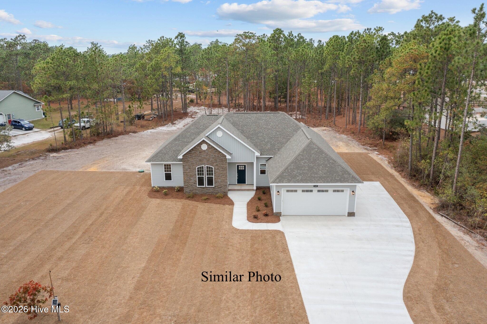 122 Holland Farm Road Property Photo 3