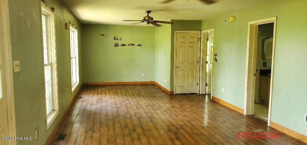 379 Maple Road Property Photo 5