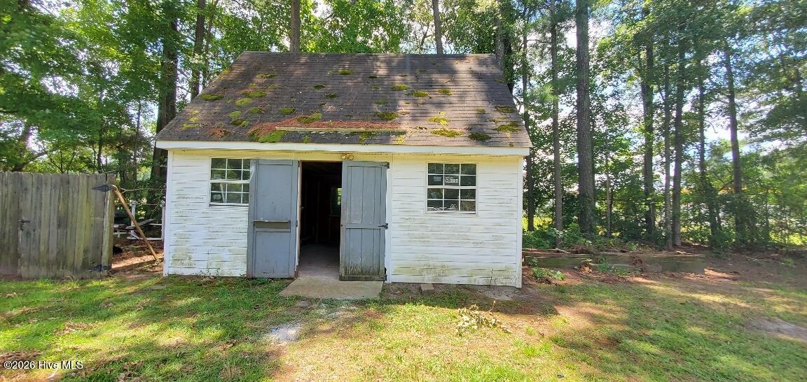 379 Maple Road Property Photo 31