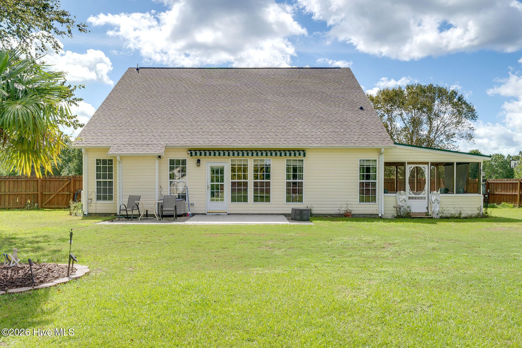 127 Cotton Patch Court Property Photo 4